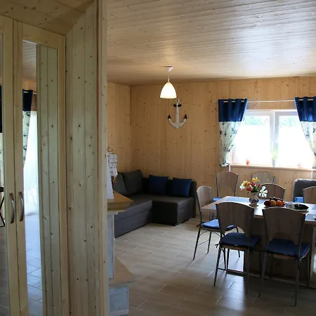 Orman Evi Niebieskie Sasino